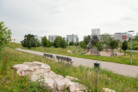 Gewinner Bayerischer Landschaftsarchitektur-Preis 2024: Oberwiesenfeldpark - Eine Symbiose aus Spiel, Sport und Naturschutz in München | mahl gebhard konzepte, München | Foto: © Laura Loewel