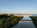 Cycling and pedestrian bridge over the Ete Vivo river, Fermo - Porto San Giorgio (Italy) | Platek srl, Rodengo Saiano | Arkteam Architetti - Ascoli Piceno | Photo: © Ottavio Tomasini